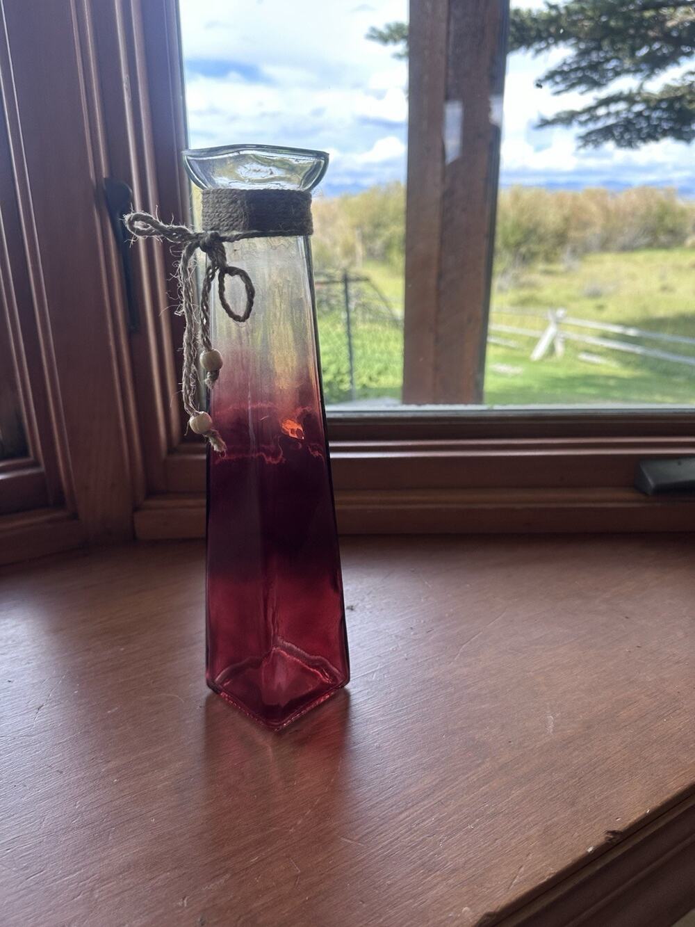 Burgundy Red Ombre Glass Bud Vase Square Tapered Twine Ribbon Boho Decor 9"